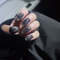 Hime Nails