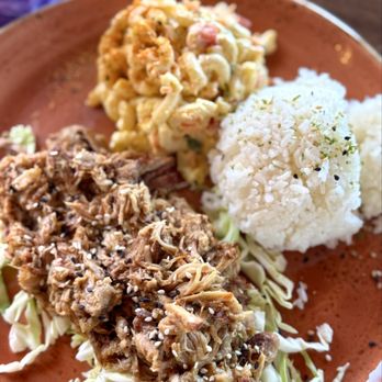 Wilfred's Lounge - Kalua Pork w/ Mac Salad & Rice - Hawaiian Near Me - Napa, California