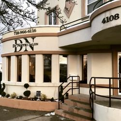 Di'Nostri Salon