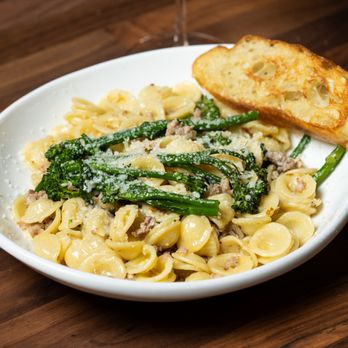 Peri Brothers - Sausage & Broccoli Rabe - Pizza Near Me - Raleigh, North Carolina