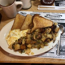 Arcade Village Cafe - Eggs, home fries with veggies