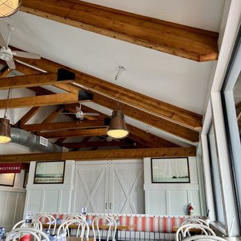 Garbo’s - Interior of Garbo's - Seafood Near Me - Austin, Texas