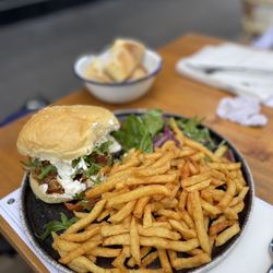L'Abreuvoir - Pulled pork sandwich