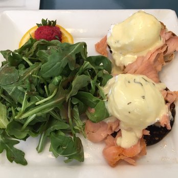 Surfside Diner - Eggs benedicts - Breakfast & Brunch Near Me - Palm Beach, Florida Surfside Diner - Eggs benedicts - Breakfast & Brunch Near Me - Palm Beach, Florida