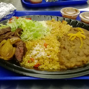 Pappasitos Cantina - Beef fajita plate - Tex-Mex Near Me - Houston, Texas Pappasitos Cantina - Beef fajita plate - Tex-Mex Near Me - Houston, Texas