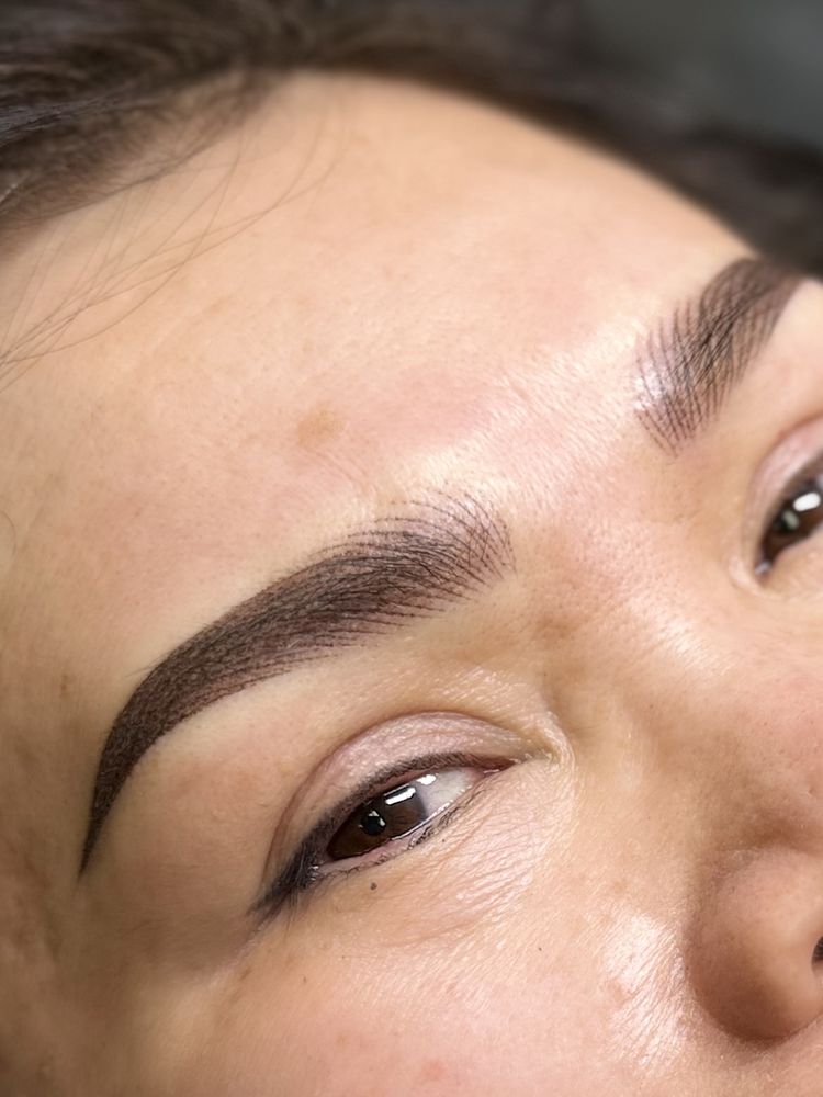 Eyebrow Permanent Make-Up & Tattoo Logo