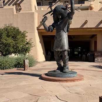 Hilton Santa Fe Buffalo Thunder - Entry to the hotel! - Hotels Near Me - Santa Fe, New Mexico Hilton Santa Fe Buffalo Thunder - Entry to the hotel! - Hotels Near Me - Santa Fe, New Mexico