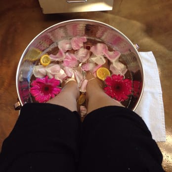 Stevie The Salon - Deluxe pedicure with Jennifer - Hair Salons Near Me - Santee, California