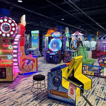 Round1 Bowling & Arcade - Eugene - Bowling Near Me - Eugene, Oregon