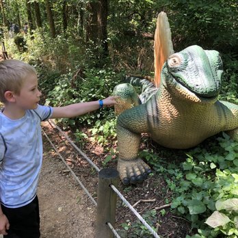 Dinosaur World - This isn't real Gigi! - Museums Near Me - Cave City, Kentucky