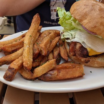 Hawk & Griffin - Angus burger - Pubs Near Me - Vienna, Virginia Hawk & Griffin - Angus burger - Pubs Near Me - Vienna, Virginia