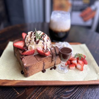 Asiatique Eatery - #chocolatelover #honeytoasted #dessert #thaicoffee #boba #brunch #wheretoeat #asiatiqueeateryventura - Asian Fusion Near Me - Ventura, California