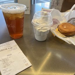 Half Plain Sundae, charge me full price, very bad attitude! no more next time. Please avoid this restaurant!