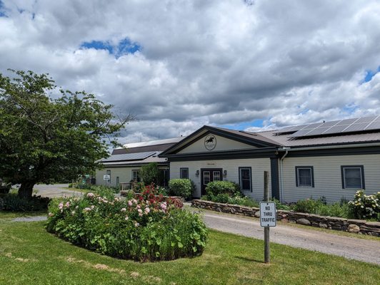 Hunt Country Vineyards by null