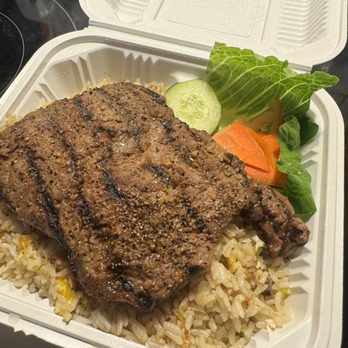 Pho Kauai - Steak with garden salad over fried rice. - Vietnamese Near Me - Lihue, Hawaii