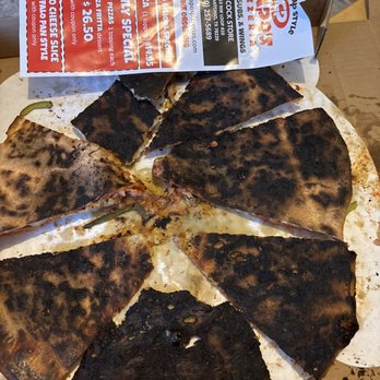 Capo’s Pizzeria Babcock - Burnt pizza - Pizza Near Me - San Antonio, Texas