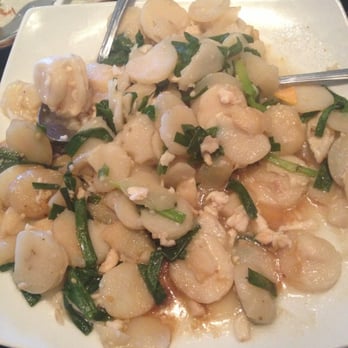 Arches Restaurant - Garlic chicken should have been called garlic water chestnuts - Restaurants Near Me - Farmington, New Mexico Arches Restaurant - Garlic chicken should have been called garlic water chestnuts - Restaurants Near Me - Farmington, New Mexico