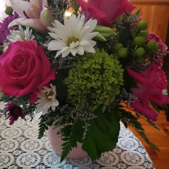 4 Seasons Florist - Florist's daily choice #2 ($60 Cdn) - Florists Near Me - Lower Sackville, Nova Scotia