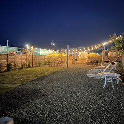 The Sandspur - Outdoor seating