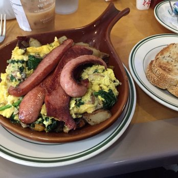 Woody's Diner - Popeyes skillet breakfast - American Near Me - Orange, California