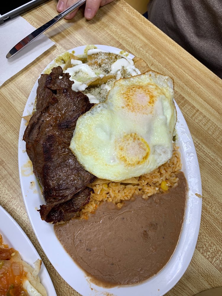 A Taco Odyssey: Exploring the Flavors of La Perlita