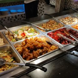 Royal House Buffet - Buffet Line 2nd Pic