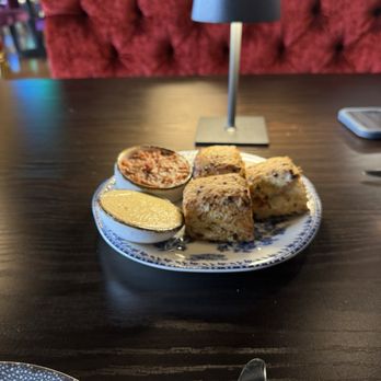 Palate - Biscuits - Cocktail Bars Near Me - Las Vegas, Nevada
