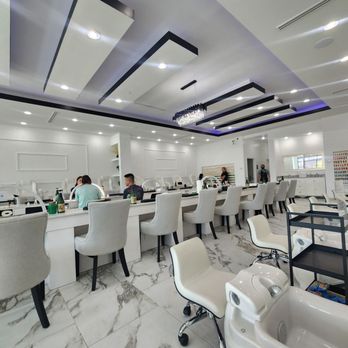 Gilbert Nail Lounge - Interior - Nail Technicians Near Me - Gilbert, Arizona