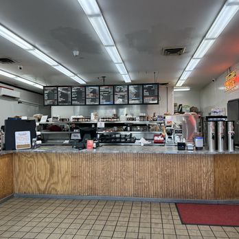 Aunt Bea's BBQ - the inside of the restaurant - Barbeque Near Me - Pilot Mountain, North Carolina Aunt Bea's BBQ - the inside of the restaurant - Barbeque Near Me - Pilot Mountain, North Carolina