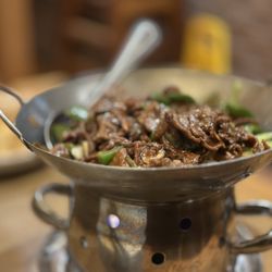wonderful - Tender Beef Iron Pot $22