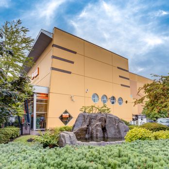 Mini Mall Storage - North Vancouver - Self Storage Near Me - North Vancouver, British Columbia Mini Mall Storage - North Vancouver - Self Storage Near Me - North Vancouver, British Columbia