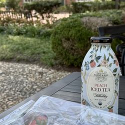 Wythe Candy & Gourmet Shop - Chocolate covered strawberry and Peach Iced Tea. Yummy!