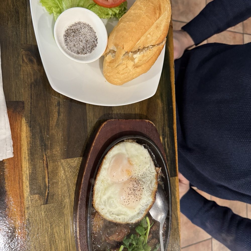Saigon Steak N Eggs - Bo Ne Saigon Steak N Eggs - Bo Ne