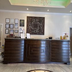 Golden Massage & Spa - Lobby