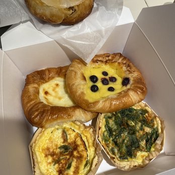 Breadologie Bakery - Kouign Amann plain (on top), cheese danish, lemon blueberry danish, jalapeño quiche, and spinach quiche :-) everything YUMMY! - Bakeries Near Me - Granada Hills, California Breadologie Bakery - Kouign Amann plain (on top), cheese danish, lemon blueberry danish, jalapeño quiche, and spinach quiche :-) everything YUMMY! - Bakeries Near Me - Granada Hills, California