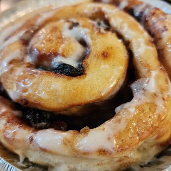 Steele Barrel BBQ Company - Pecan cinnamon rolls - Food Trucks Near Me - Yelm, Washington