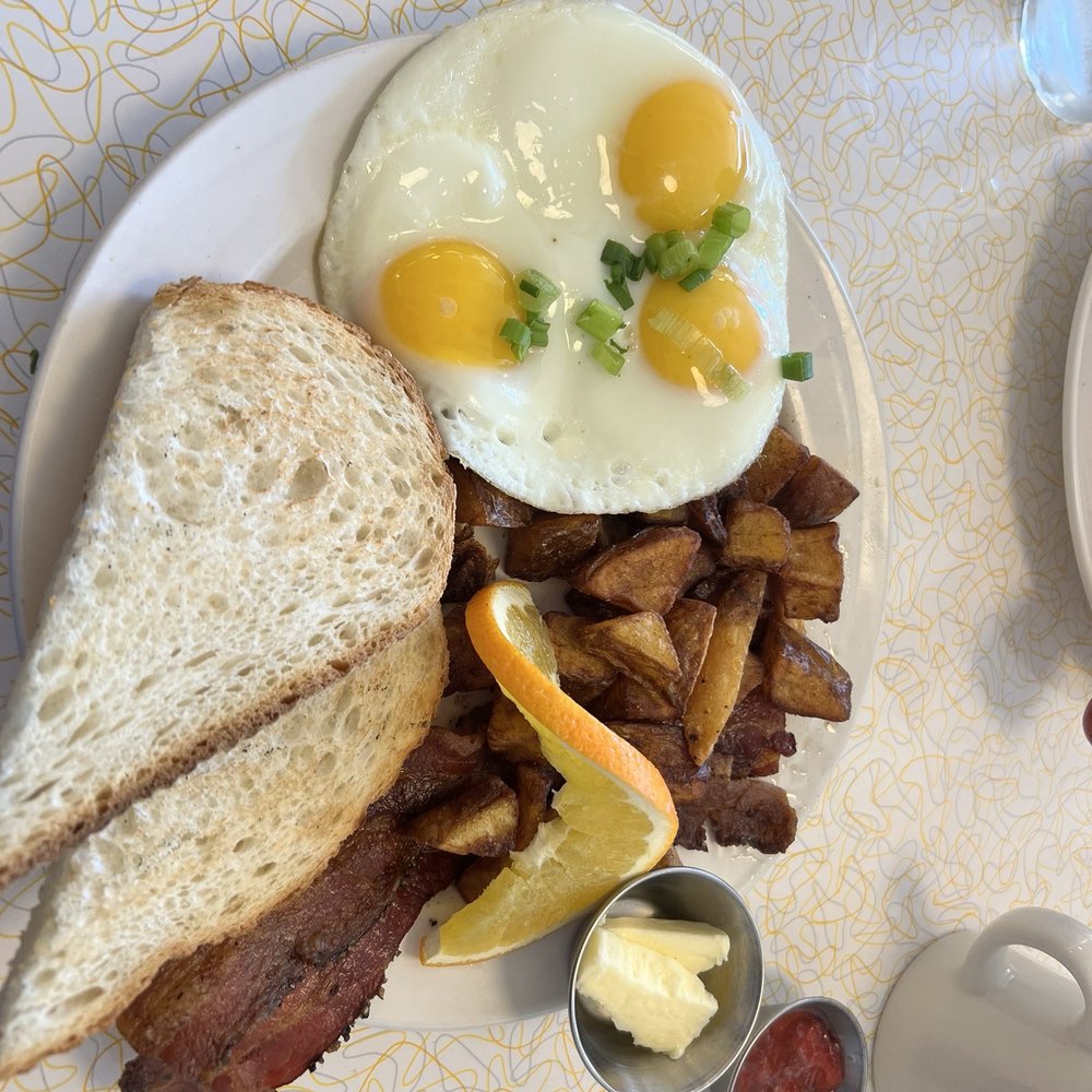 Tchotchke - Breakfast - Breakfast & Brunch Near Me - St. Petersburg, Florida