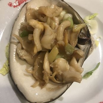 Wing's Kitchen - Garlic giant mussels - Chinese Near Me - Boston, Massachusetts