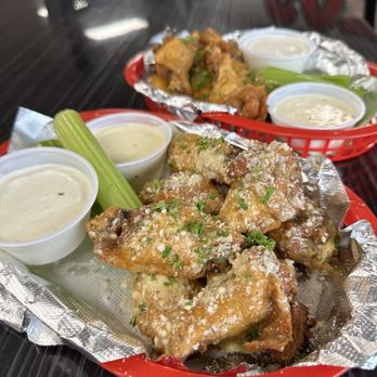 Papa Dough's - Pizza Near Me - West Haven, Connecticut