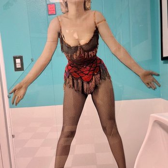 59er Diner - Marilyn Monroe in the men's room. - Diners Near Me - Leavenworth, Washington 59er Diner - Marilyn Monroe in the men's room. - Diners Near Me - Leavenworth, Washington