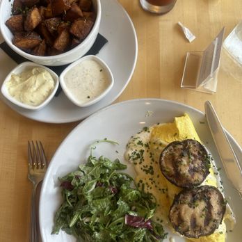 Pinky’s - Breakfast potatoes for a side. Ranch and garlic aioli dipping sauce. Goat cheese and mushroom omlette with greens side salad. Another 10/10 - Mediterranean Near Me - Richmond, Virginia Pinky’s - Breakfast potatoes for a side. Ranch and garlic aioli dipping sauce. Goat cheese and mushroom omlette with greens side salad. Another 10/10 - Mediterranean Near Me - Richmond, Virginia