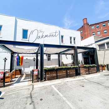 The Oakmont - Outdoor - American Near Me - Indianapolis, Indiana