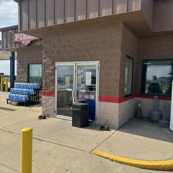 Road Ranger - Gas Stations Near Me - New Berlin, Illinois