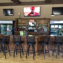 Lyons Lounge Oshkosh