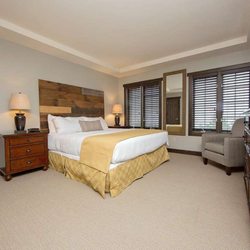 Corduroy Inn & Lodge - Guest room
