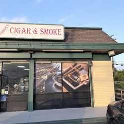 George's Cigar & Smoke