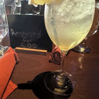 Stage House Tavern - Spring Spritzer - American Near Me - Mountainside, New Jersey
