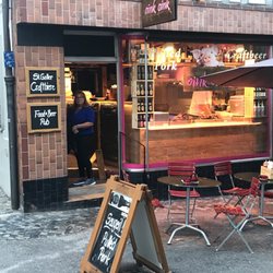 Oink Oink - Great pulled pork! Can't believe this place is in Switzerland. Add the local beer for a really good meal.