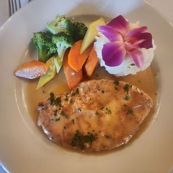 Deluca's Italian Restaurant - Italian Near Me - Staten Island, New York Deluca's Italian Restaurant - Italian Near Me - Staten Island, New York