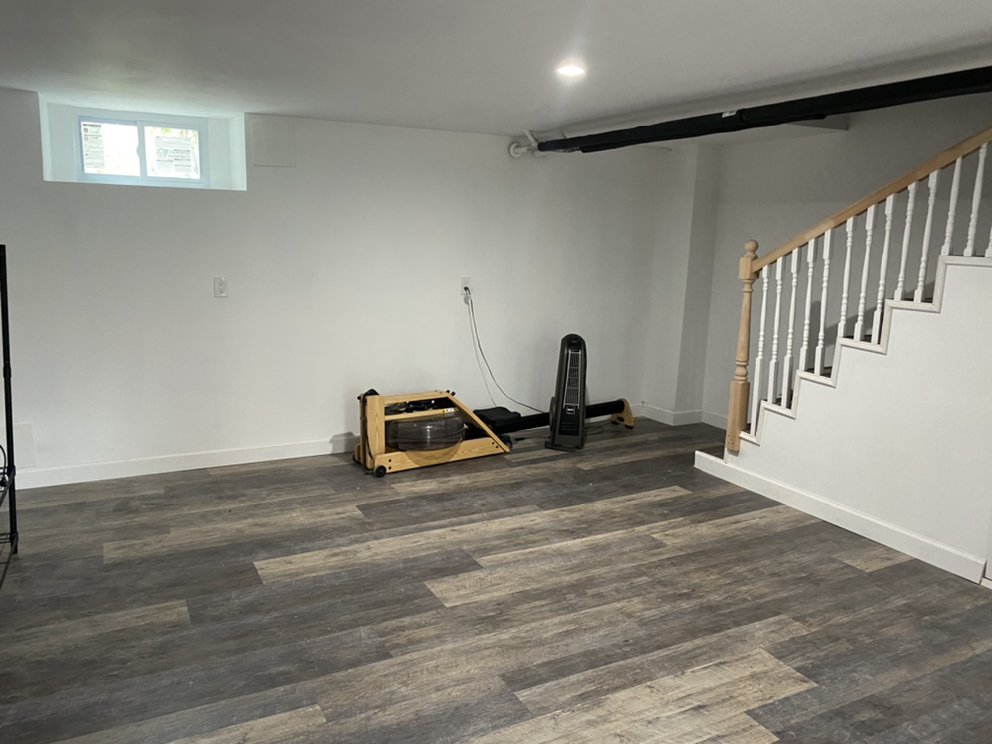 Slide of Navarro Contracting